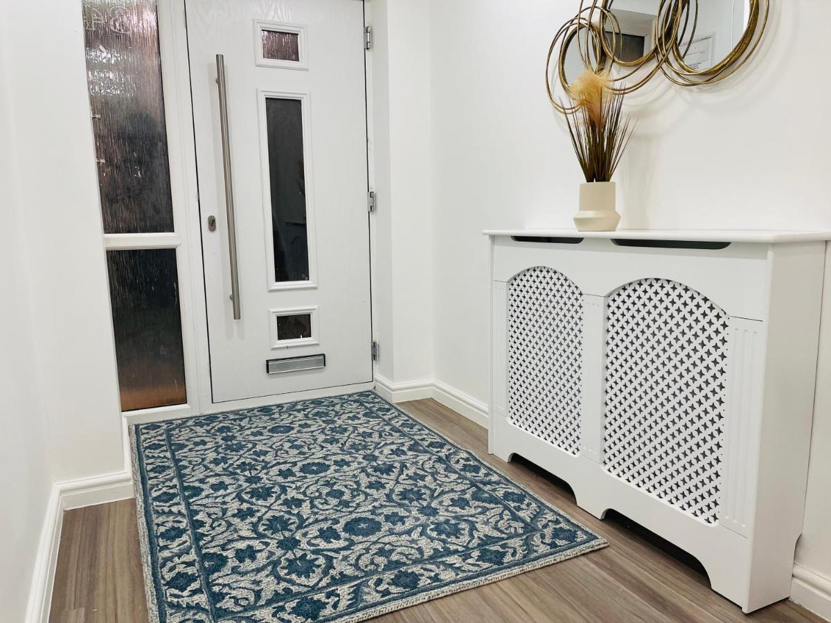 Riverside Premium Double Room Garden View E14 Лондон Екстериор снимка